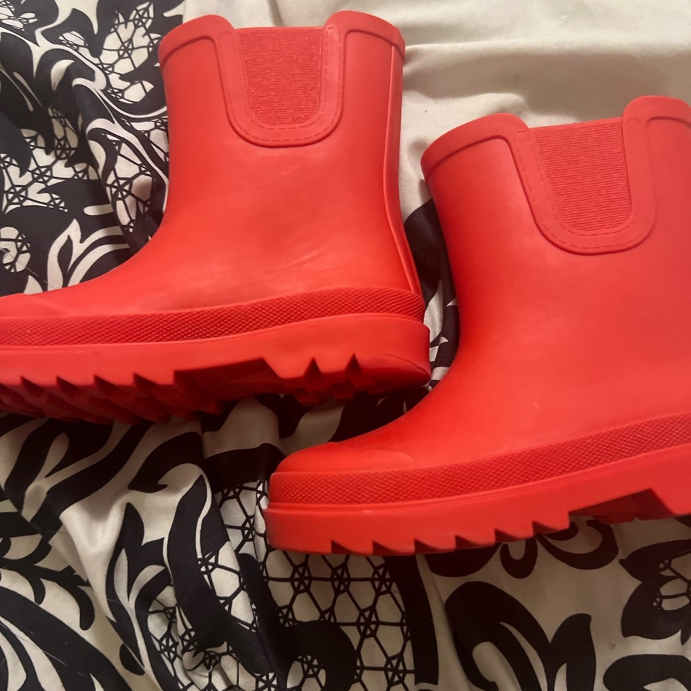 Rain boots